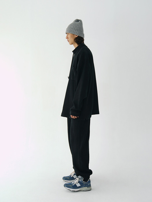 Rib Mockneck Pullover / Black