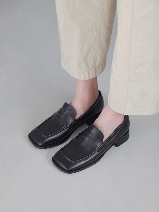LAYERED SQUARE LOAFER [C2S03 BK]