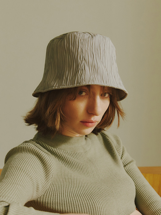 [The shelter] Pleats bucket hat in khaki