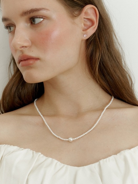 Mini Pearly Necklace