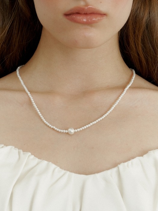 Mini Pearly Necklace