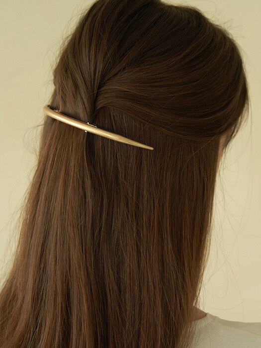 Crescent moon gold hairpin