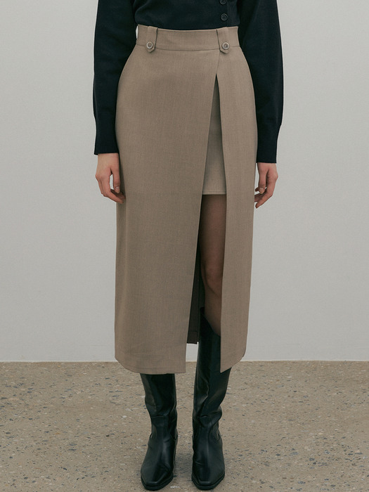 comos 776 unbalanced layered slit skirt (mocha beige)