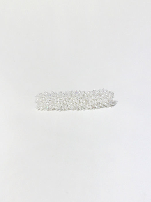 Pearl snowy hairpin