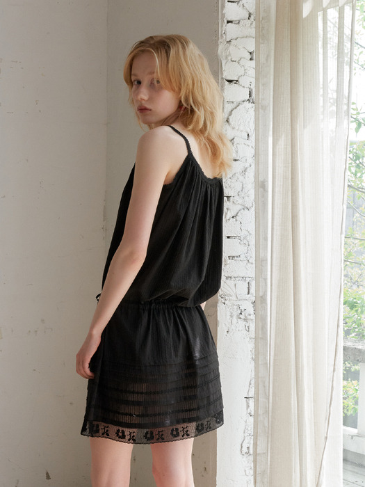 SKASHI LACE SLIP OPS_BLACK