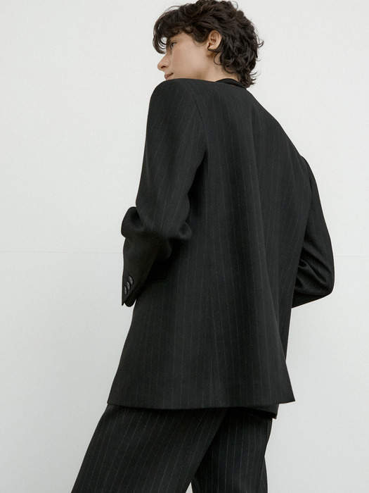 WOOL STRIPE NOCOLLAR BLAZER_BLACK