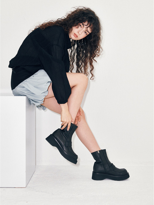 [단독] IS_241703_BLOCK ANKLE BOOTS (2COLOR)