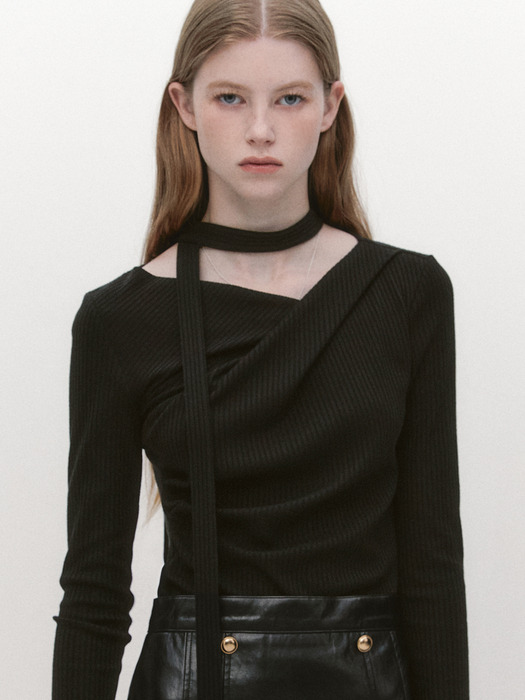 Unbalance Draped Wrap T-blouse BLACK