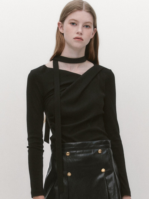 Unbalance Draped Wrap T-blouse BLACK