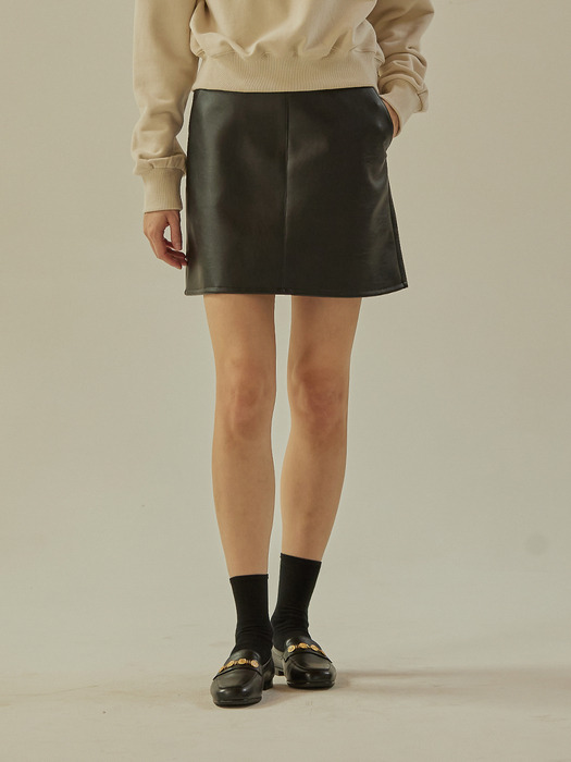 LEATHER MINI SKIRT (2colors)