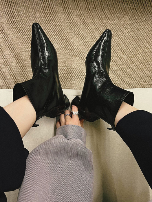 kara classic ankle boots_black