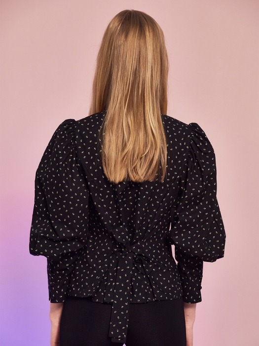 Puff Blouse in Black Flower
