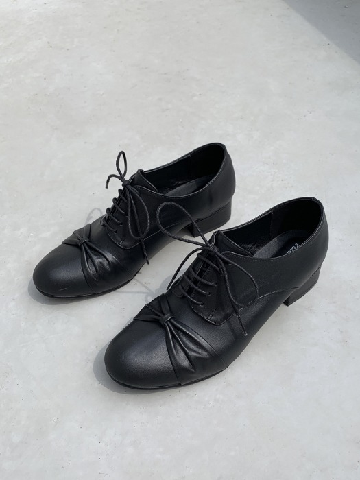 Ribbon oxford shoes | FAC-SAR | black