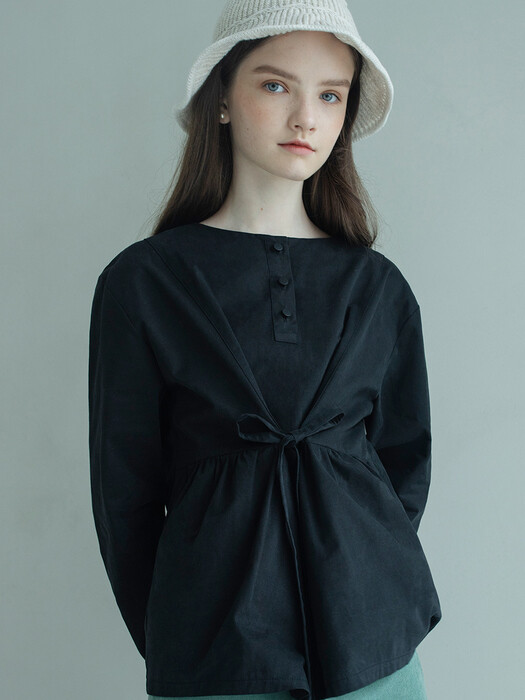 SLEET STRAP BLOUSE (BLACK)