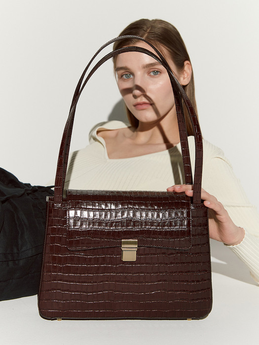 Mari classic bag - croc wine