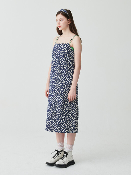 FFRF21SSOPS01 Flowers slip dress_ Navy