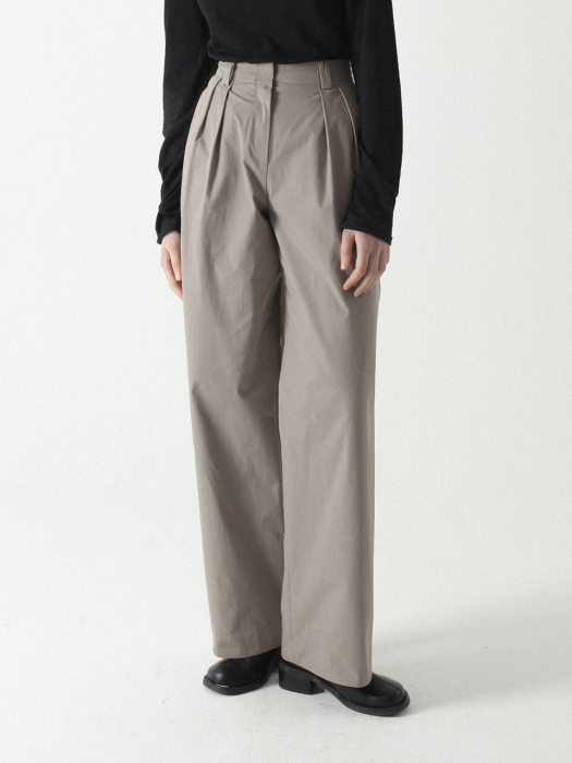 Two Tuck Easy Pants Khaki