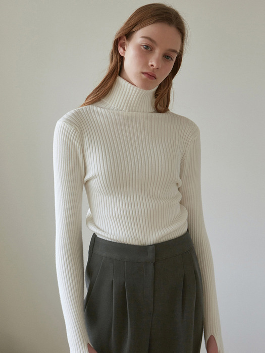 RIBBED TURTLENECK KNIT_WHITE