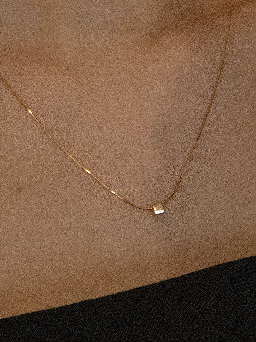 [SILVER925] SQUARE SNAKE NECKLACE