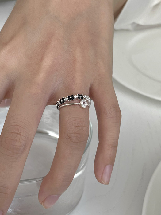 [단독] [SET]Half&Half flower ring, Slim cubic ring (2COLORS)