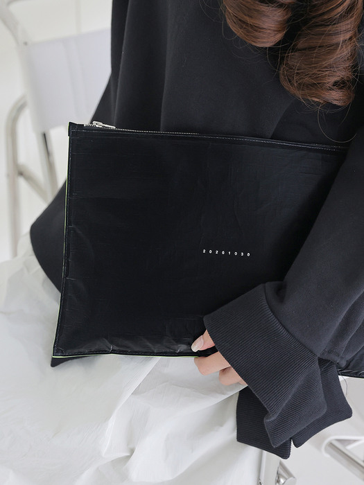 블랙 클러치 BLACK SIGN CLUTCH