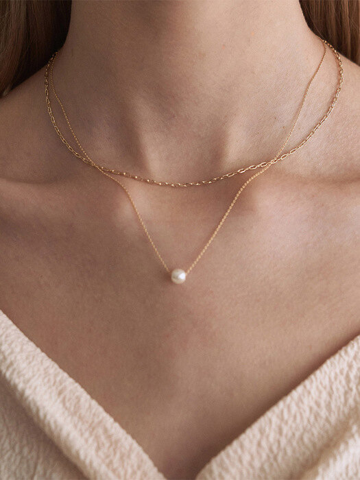 Simple pearl layered necklace - 2 color