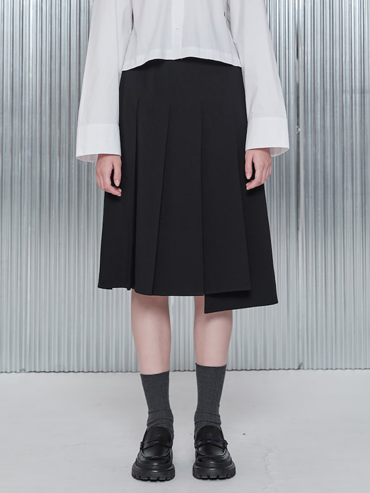 Unbalance Pleats Midi Skirt  Black (KE2827M025)