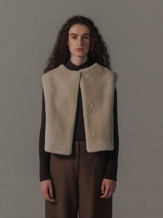 roha eco fur vest