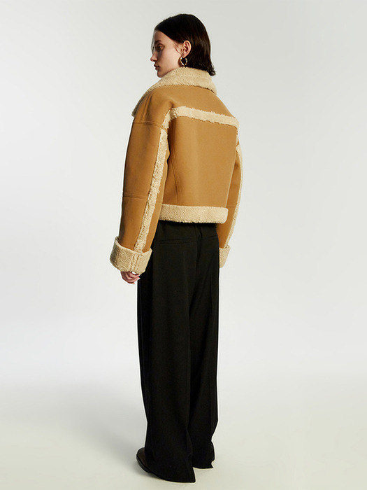 Wide Collar Shearling Jacket - Beige