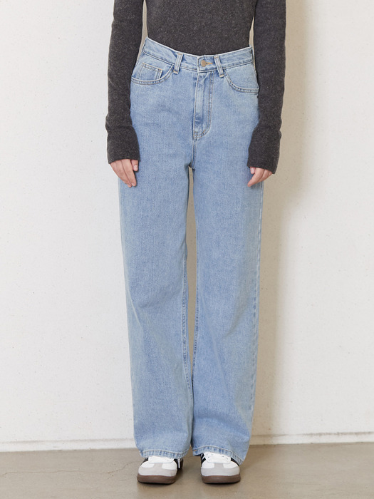 straight jeans_light denim