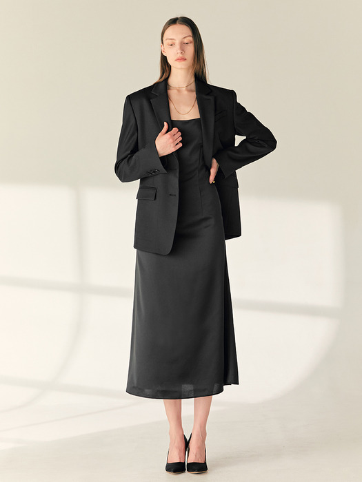KIRSTEN Over-fit single breasted wool blazer (Black)