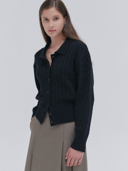 23FN cable crop cardigan [BK]