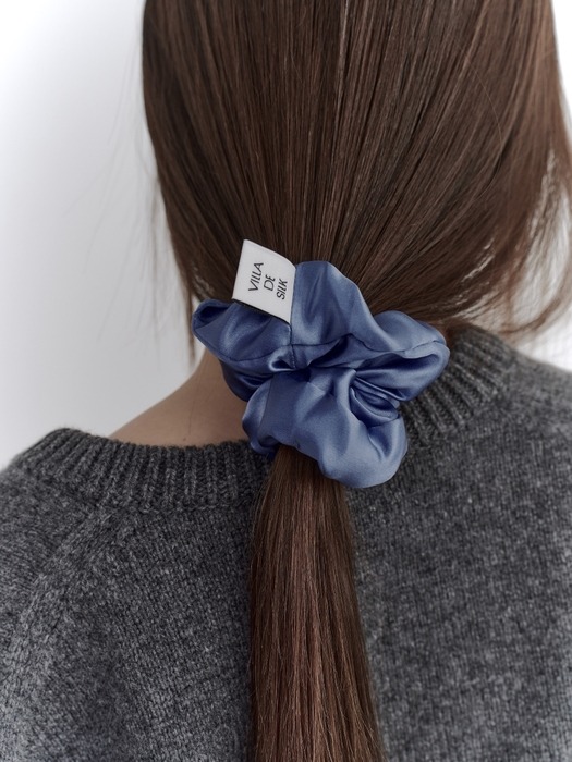 High density 100% silk scrunchie ( Light khaki/ Camel / Vintage blue )