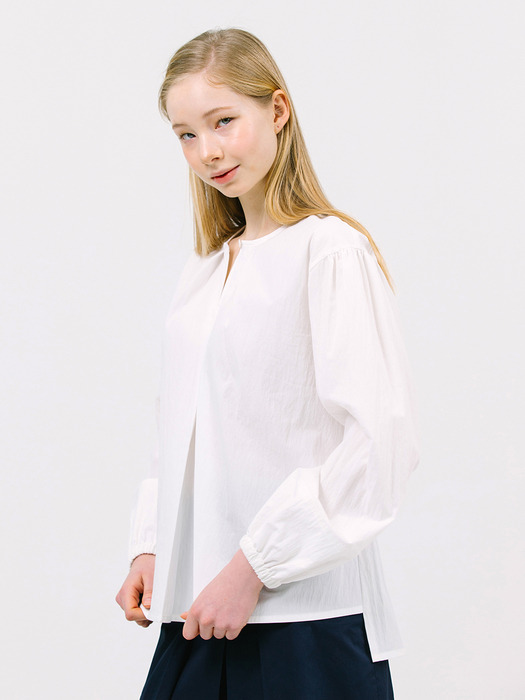 shirring sleeve blouse_white