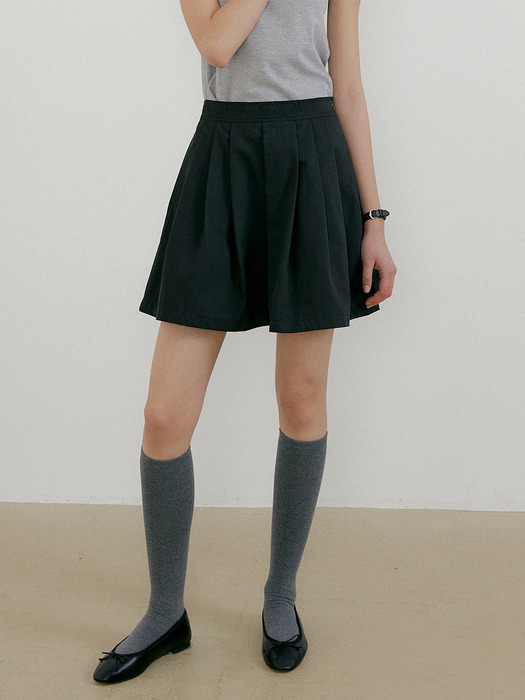 April mini flare skirt (black)