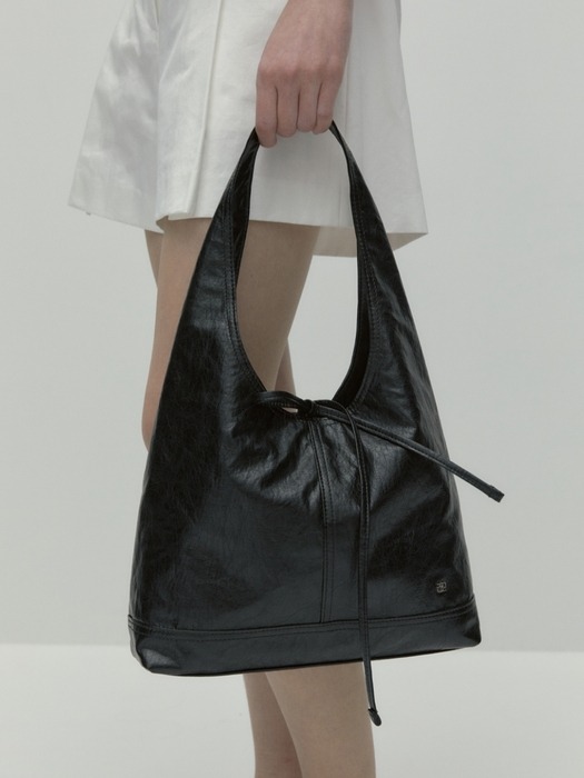pino bag (hobo) - black (M)