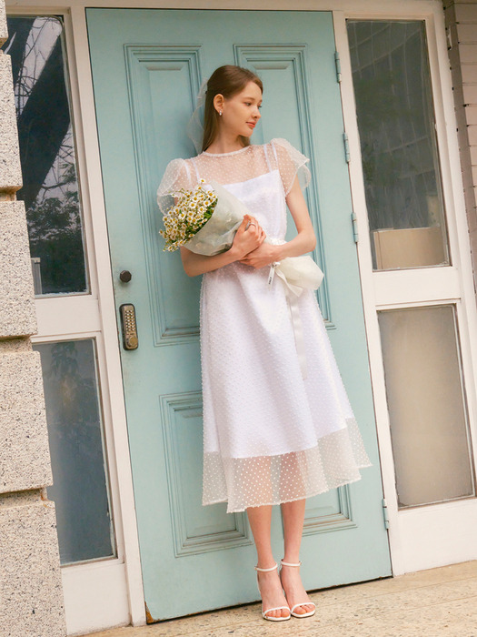 DAISY See-through Petal sleeve Lace dress_white