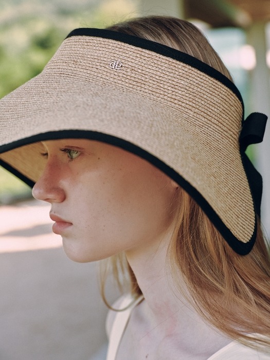 wide raffia sun visor hat - natural