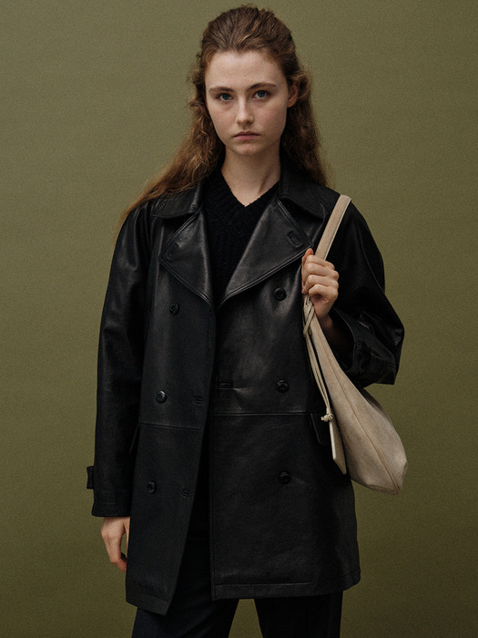 Vegetable leather pea coat (Black)