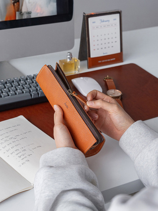 5506 Triangle Pencil Case