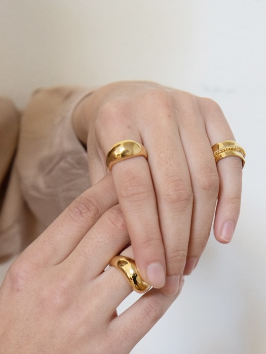 Small Bold Ring - Gold
