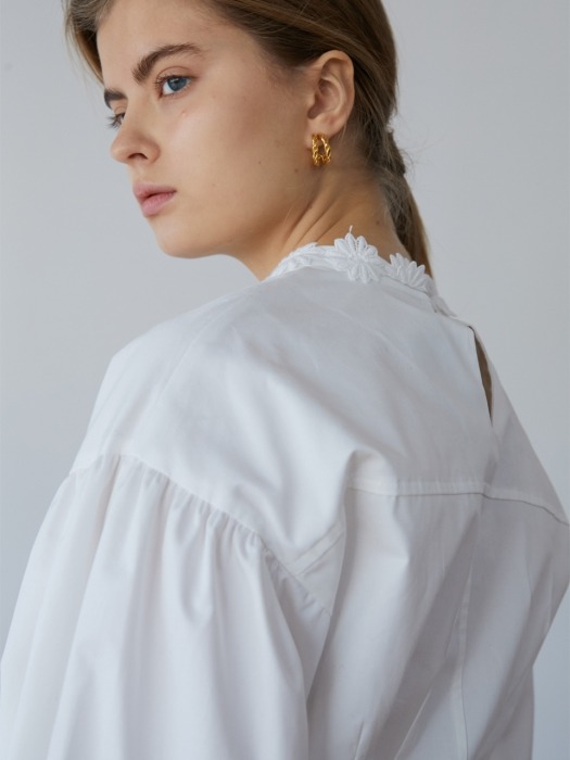 Flower Neck Blouse-White