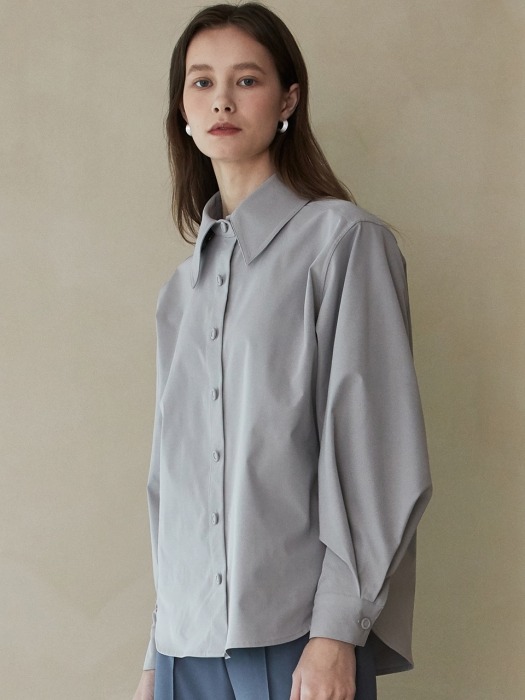 ouie250 wide collar blouse (gray)