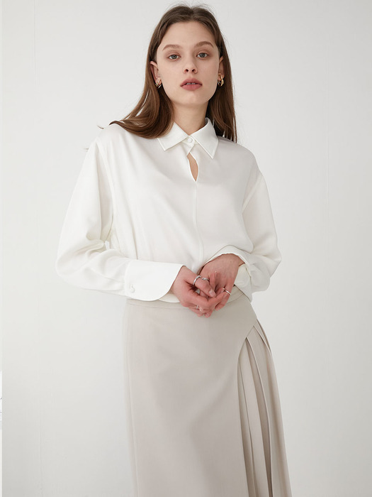 Cutout Satin blouse SW0SB018-03