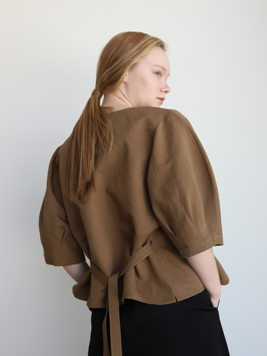 Volume jacket (camel)