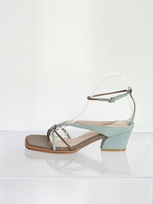 knot strap sandals mint