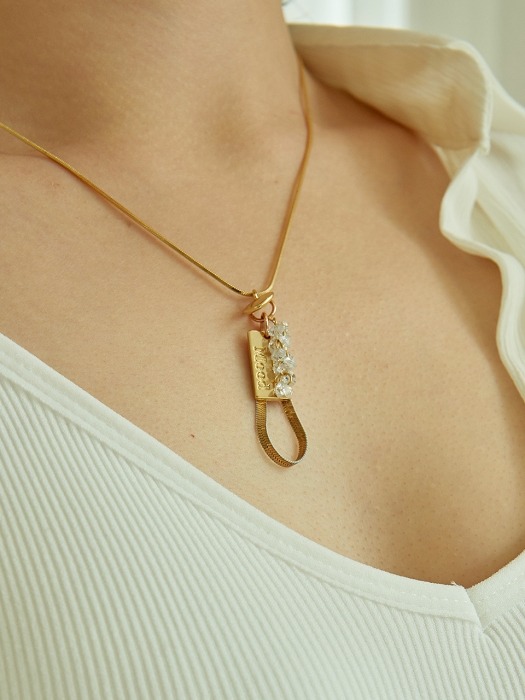 crystal drop necklace