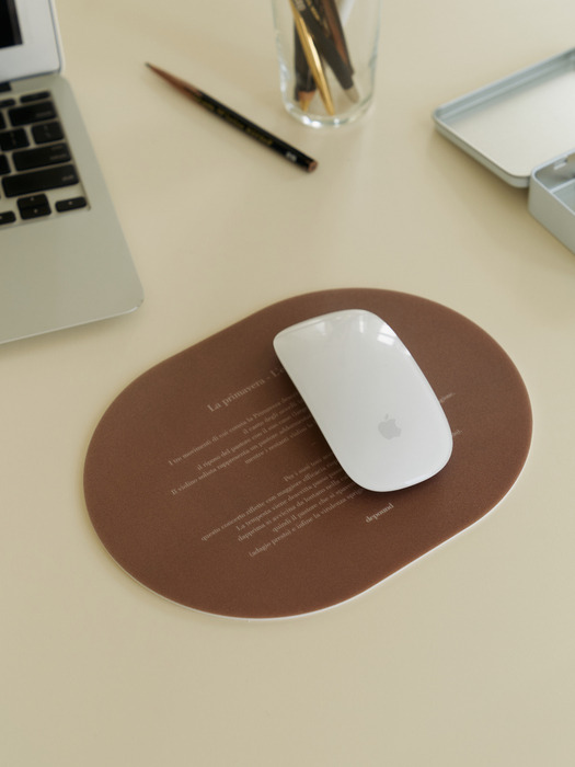 mouse pad (brown)
