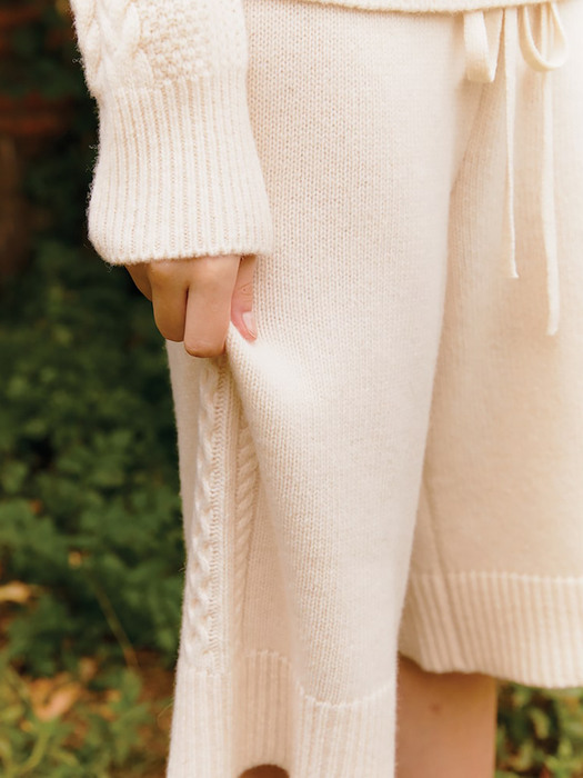 [loma] Cable Knit Shorts Cream