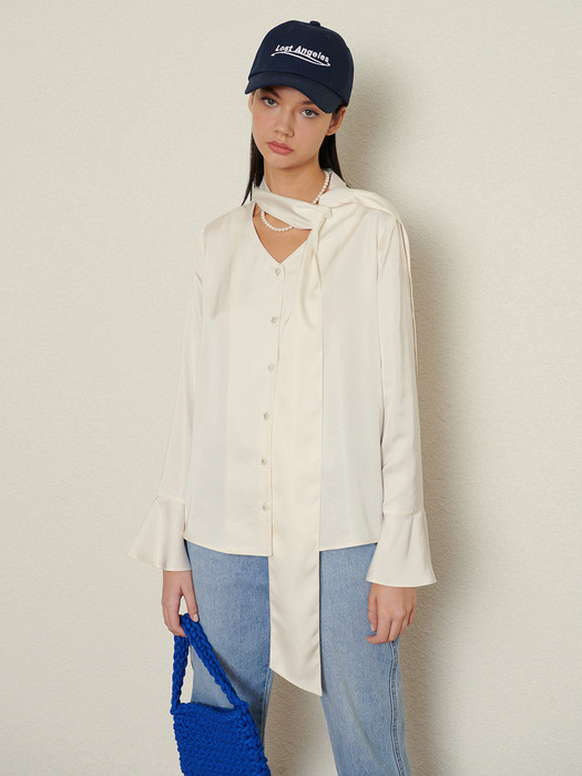 Mika Blouse_Ivory